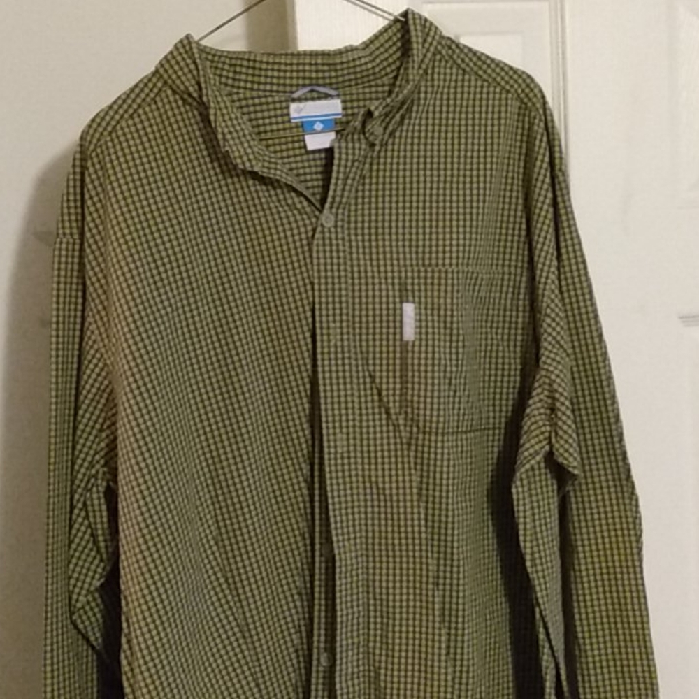 Columbia dress shirt